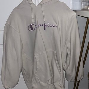 Crème and lilac champion hoodie